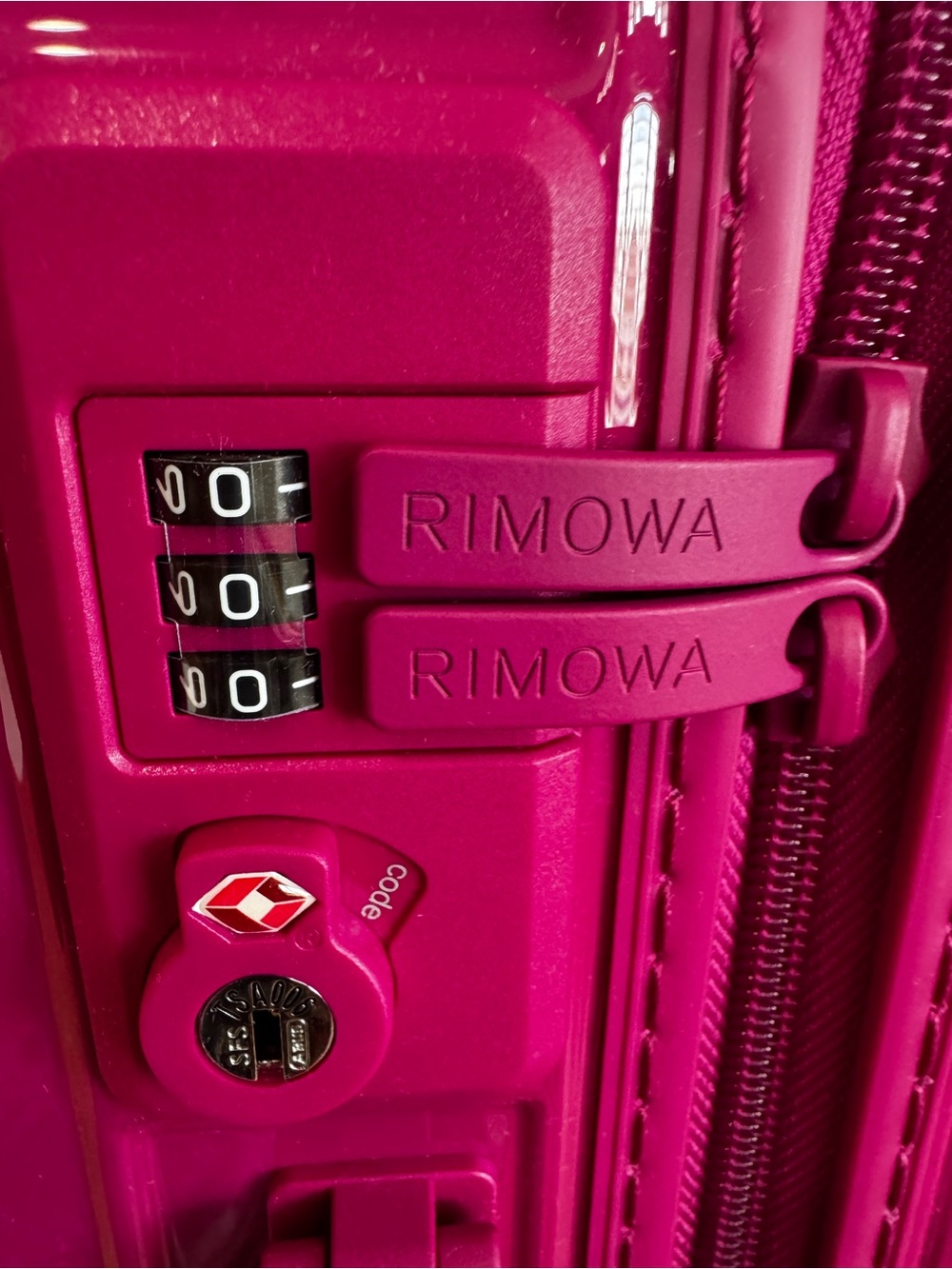 RIMOWA Fuchsia Hard Shell Carry-On with Built-In Lock - Picture 5 of 16